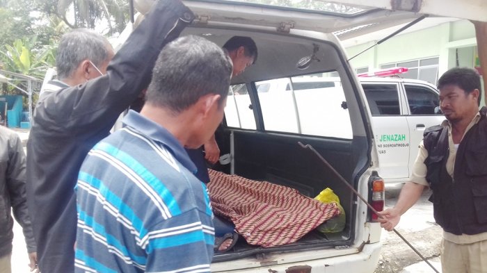 Pria Gantung Diri Hebohkan Warga Kelurahan Selat, Penyebabnya Belum Diketahui