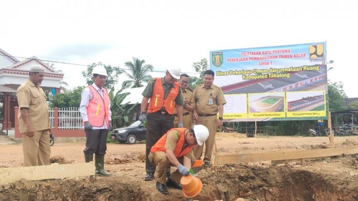 Pembangunan Tribun Stadion Mini di Kecamatan Kelua Dimulai