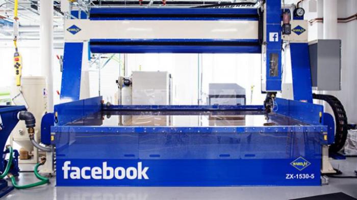 Facebook Kembangkan Drone dan Virtual Reality