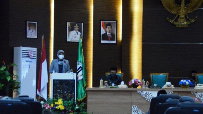 Bupati Batola Noormiliyani Ajukan Raperda KLA dan PUDAM