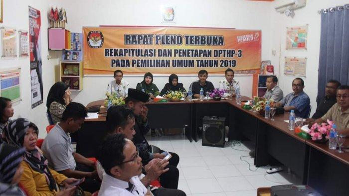 KPU Kapuas Gelar Rapat Pleno Terbuka Rekapitulasi dan Penetapan DPTHP-3, ini Hasilnya