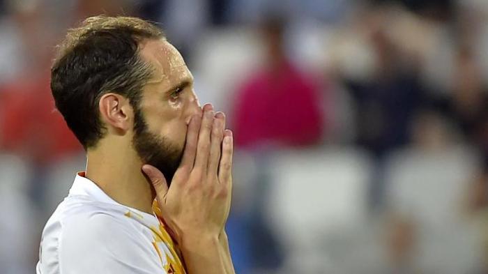 Juanfran: Semoga, Spanyol Menang atas Italia Tanpa Adu Penalti