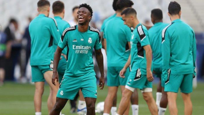 Momen Lucu Konfrensi Pers Liverpool vs Real Madrid di Final Liga Champions, Don Carlo Melawak