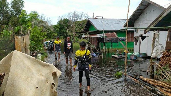 Bantu Warga Terdampak Banjir, Relawan di Batola Harapkan Armada Perahu Karet