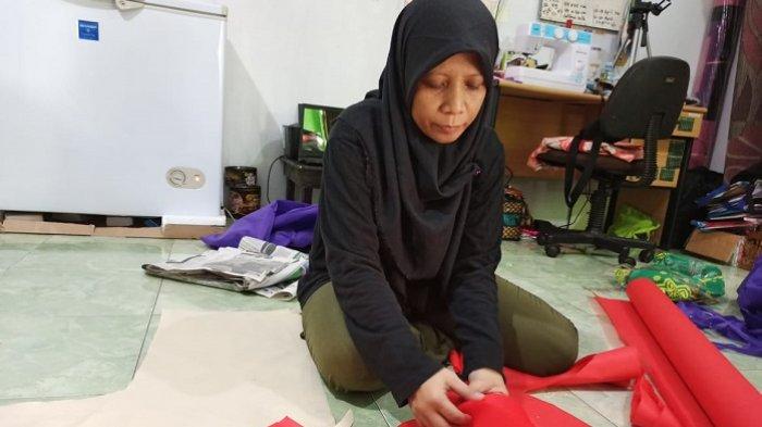 Kisah Pemilik Bimbel di Banjarbaru Produksi APD untuk Tenaga Medis Covid-19