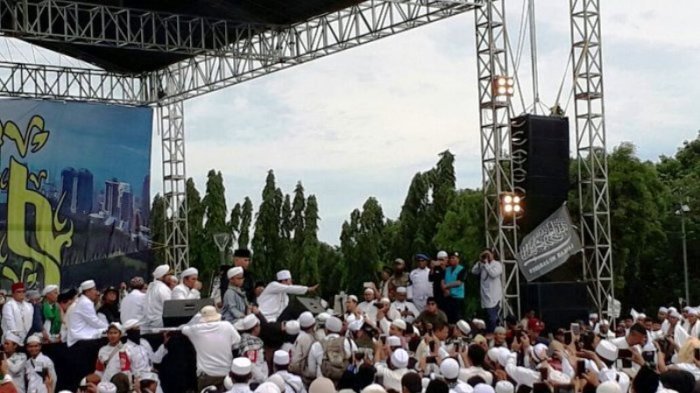 Reuni Alumni 212 di Monas Jakarta Kurang Greget, Fahri Hamzah: Mungkin Dulu Setannya Masih Ada