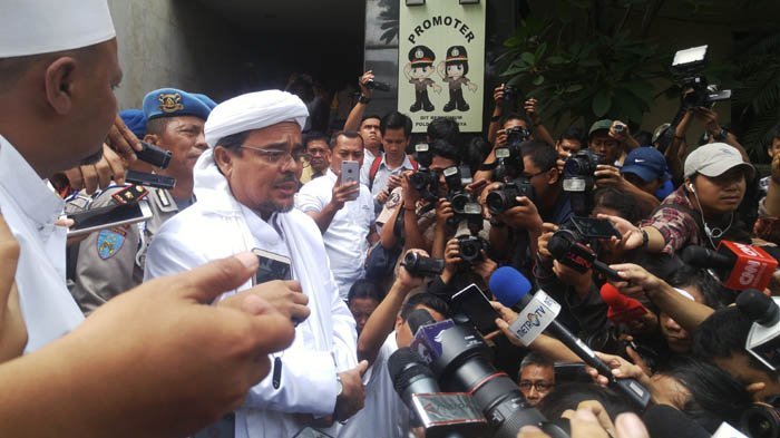 Waduh! Polisi Akan Perlakukan Rizieq Shihab Sama Seperti Koruptor Pajak Rp 2,5 Miliar