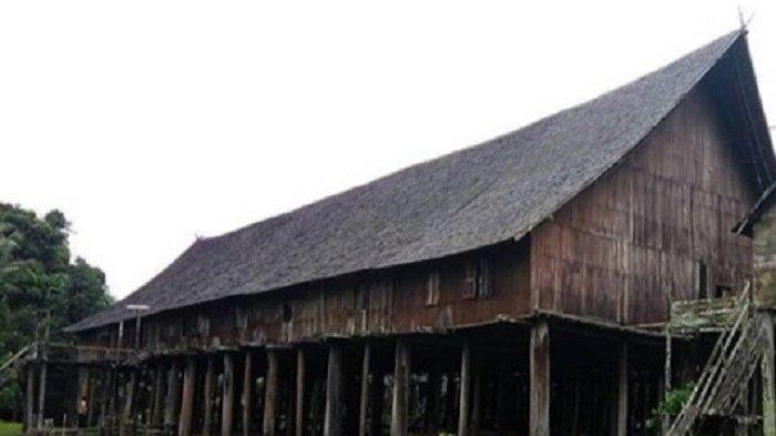 Yalangoch qizlar foto figurasi Ayolning yalangoch dumbasi