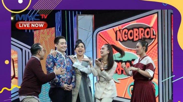 Usai Telepon Ariel NOAH, Luna Maya Diam-diam Tanyakan Ini ke Iwet Ramadhan, Ayu Dewi Bereaksi