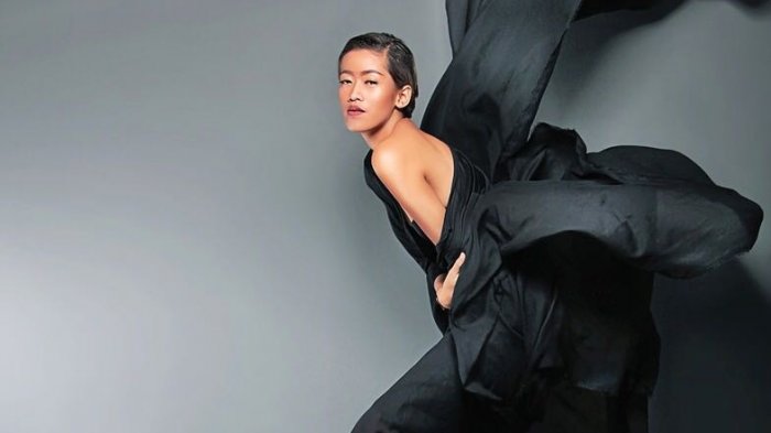 Mudik ke Banua, Berat Badan Model Cantik Ini Naik Gara-gara Ketupat dan Nasi Kuning