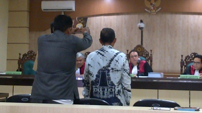 Sidang Tuntutan, Hadirkan Mantan Ketua DPRD Banjarmasin Iwan Rusmali dan Ketua Pansus Andi