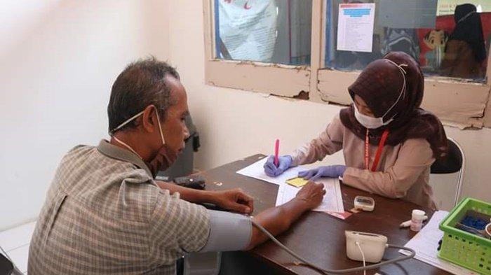 Rayakan MIlad ke-54, Anggota KAHMI HSS Gelar Donor Darah