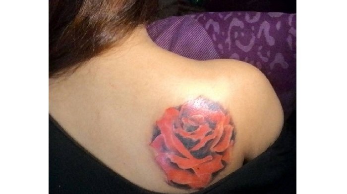 Tetap Nekat Menekuni Hobi Membuat Tato Meski Tak Direstua Ortu, Ini Hasilnya Sekarang