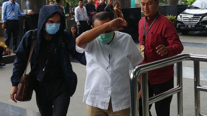 Setelah Pegawainya, Giliran Bupati Lampung Tengah yang Ditangkap KPK, Diduga Gara-gara Ini