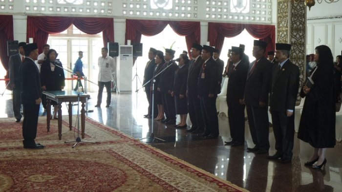 Sebelas Pejabat Fungsional Pemprov Kalteng Dilantik