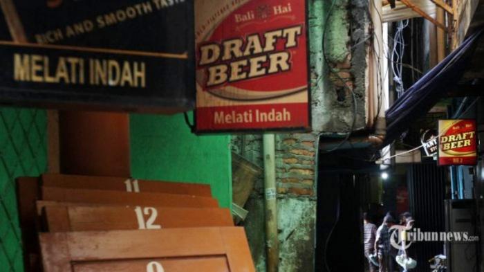 Sebelum Tinggalkan Kalijodo, Warganya Saling Berpamitan Diwarnai Isak Tangis