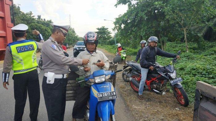 Gelar Razia, Pihak Satlantas Temui Pelanggaran ini