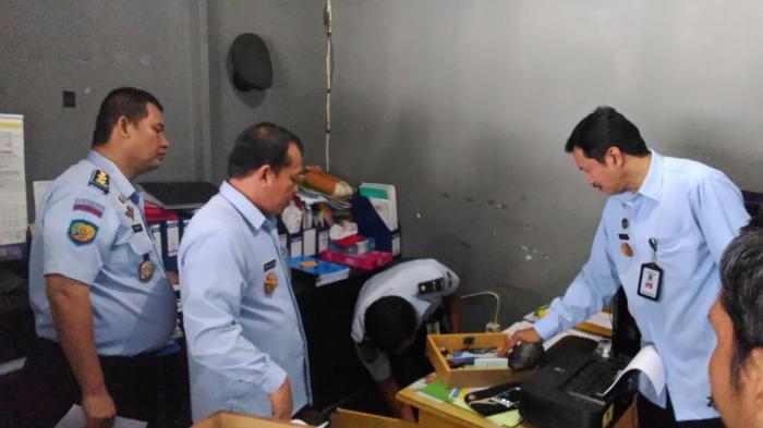 Cek Kebenaran Pungli, Kanwilkumham Kalsel, Sidak ke Lapas