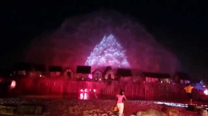 Ada Pertunjukan ala Screen Water of The Sea Singapura di Sungai Martapura