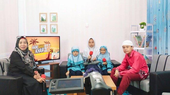 SIT Al Khair Barabai Gelar Talk Show Bersama Reporter BPost dalam Rangka HPN 2022