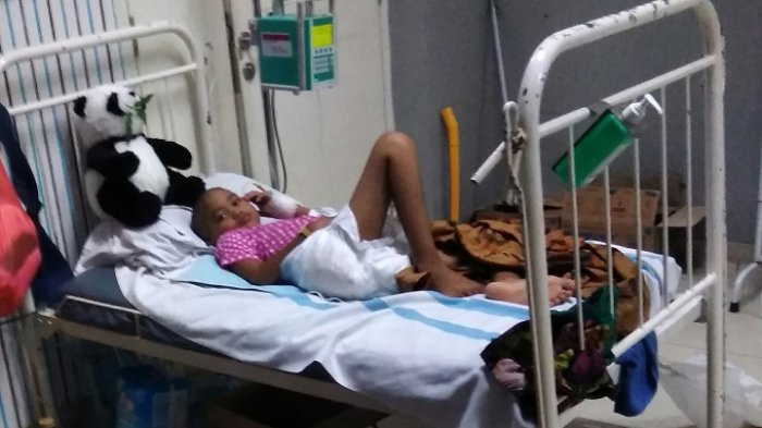 Ya Allah Ketuklah Hati Dermawan! Bocah Kakak Beradik Ini Sudah Sebulan Berjuang Berdua di RSUD Ulin
