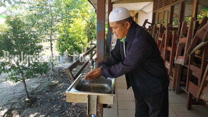 Sekolah Ini Sediakan 23 Tempat Cuci Tangan Bagi Siswanya