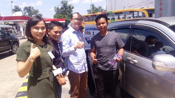 Bank BCA Resmikan Mesin EDC di SPBU, Pembayaran Non Tunai Cegah Uang Palsu