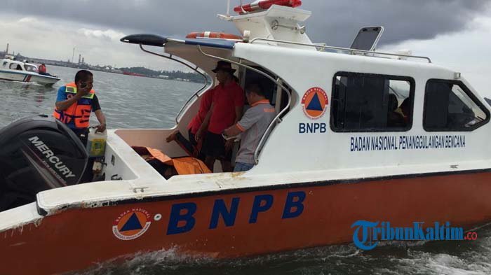 Korban Api di Teluk Balikpapan Bertambah, Warga Lapor 3 Orang Hilang, Pencarian Dilanjutkan