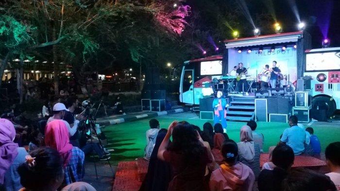 Sheryl Hibur Penikmat Jazz Banua di Stage Bus Jazz Tour 2018
