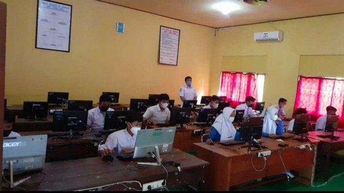 Jaringan Internet Aman, ANBK di SMAN 1 Simpangempat Tanbu Berlangsung Lancar
