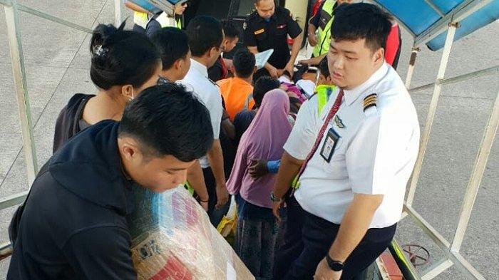 Pramugari Lion Air Juga Patut Diacungi Jempol yang Sigap Tangani Penumpang Kritis