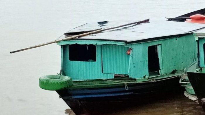 Tanpa Dokumen Berlayar, Kapal Motor ini Ditahan Satpolair Polres Kapuas Kalteng