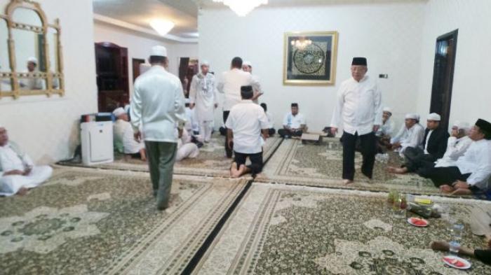 Lalu Lintas di Kampung Melayu Dialihkan, Jalan Veteran Macet Total