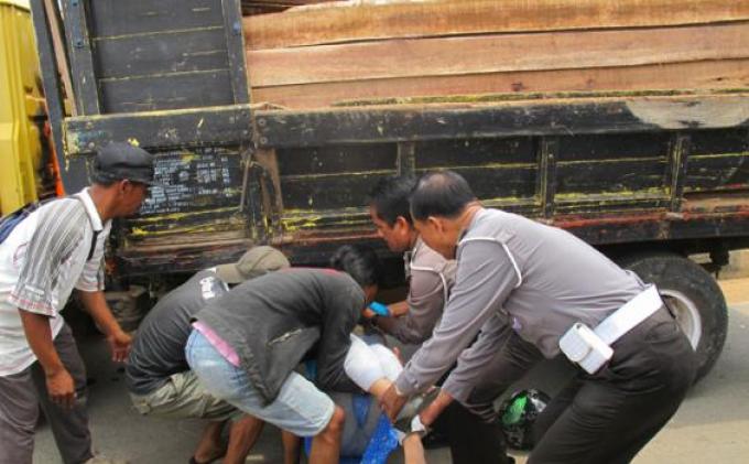 Tulang Kaki Lutfi Remuk Terlindas Truk, Begini Kronologisnya