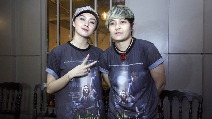 Penampakan Berhijab Mita The Virgin, Anak Didik Suami Mulan Jameela, Ahmad Dhani Pun Disorot