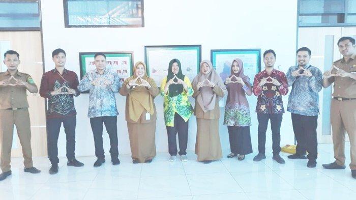 Dispersip Tanbu Terima Kunjungan Tim Dispersip Kalsel Terkait Kegiatan Jaringan Informasi Kearsipan