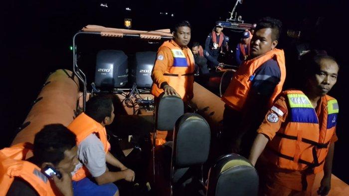 Tugboat 03 Hasnur Selamatkan Lima Crew KM Lady Nathalia