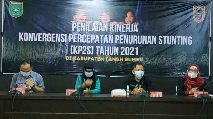 Tim KP2S Kalsel Lakukan Penilaian dan Pembinaan Konvergensi Percepatan Penurunan Stunting di Tanbu
