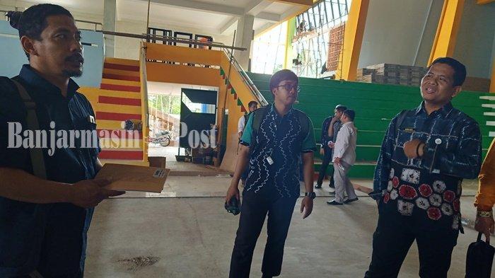 Lantai GOR Hasanuddin HM Banjarmasin Menggunakan Granit Impor Standard Olimpiade
