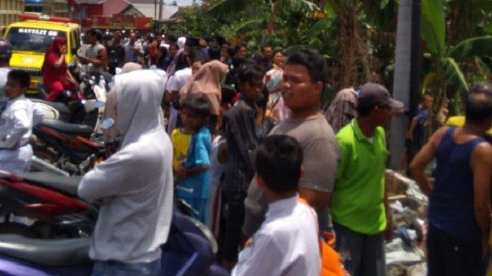 Warga yang Melintas di Jalan Tol Lingkar Selatan Geger Ada Mayat Bayi, Ternyata Ini Bendanya