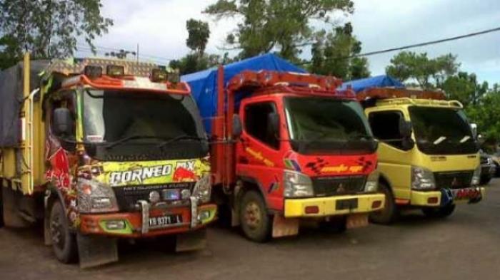 Truk Penabrak Warga Disandera Keluarga Korban di HST, Sopir Lapor Polisi