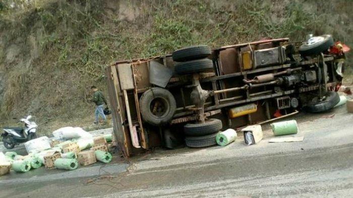 Hendak Swafoto Berlatar Pantai, Satu Keluarga Tewas Ditabrak Truk, Padahal Sudah Diingatkan Warga
