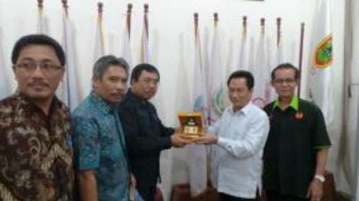 Tuan Rumah Harus Penuhi 18 Item