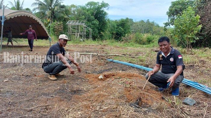 Nisan Makam Bikin Heboh Dicabut, Aparat Desa Panggung : Tak Perlu Takut Hal Keramat yang Tak Jelas