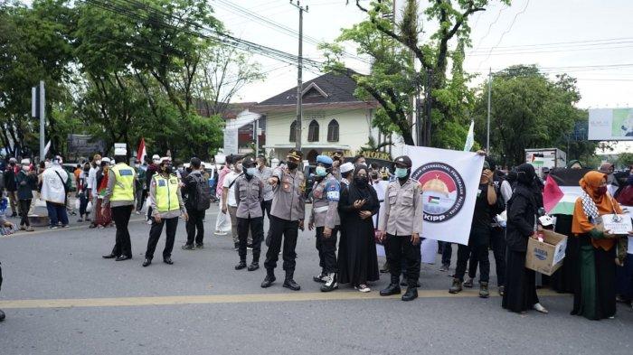Peduli Palestina, Gabungan Massa Banjarmasin Turun ke Jalan dan Kutuk Aksi Keji Israel
