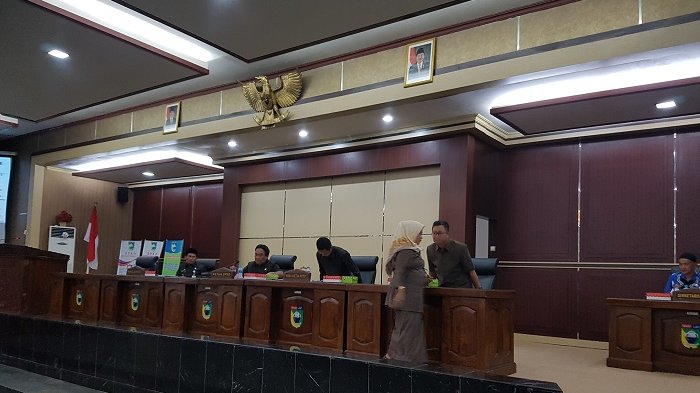 Juru Bicara Fraksi Nasdem Pertanyakan Pentingnya Pengajuan Lima Raperda