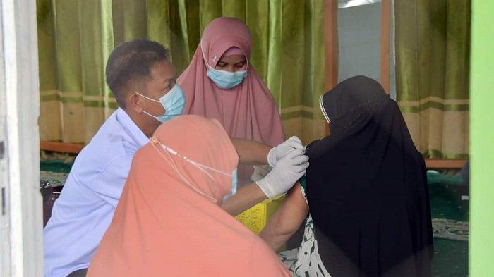 Genjot Vaksinasi Booster di HSS,  Realisasi Capai 18 Persen