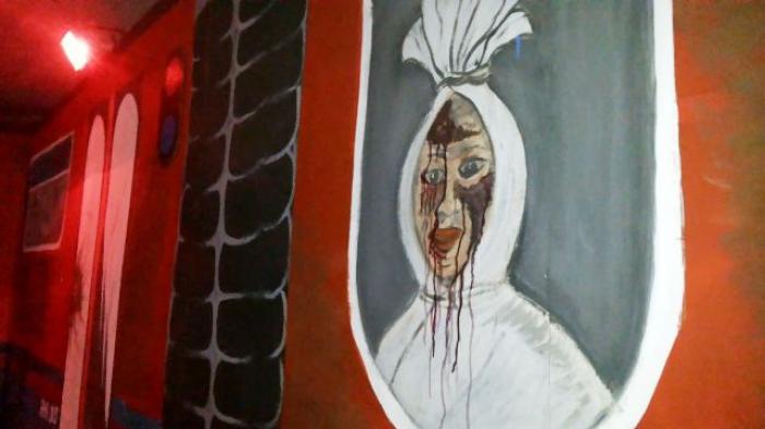 Hantu Kuntilanak Sepoor Bergentayangan di Rumah Angker