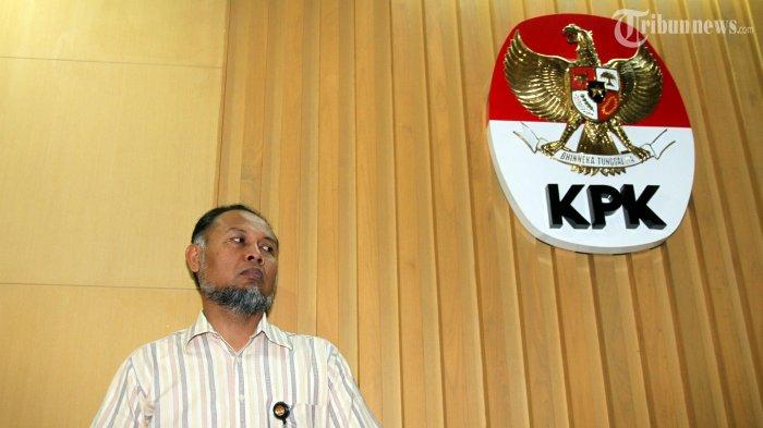 Bambang Dijemput Saat Antar Anak Sekolah