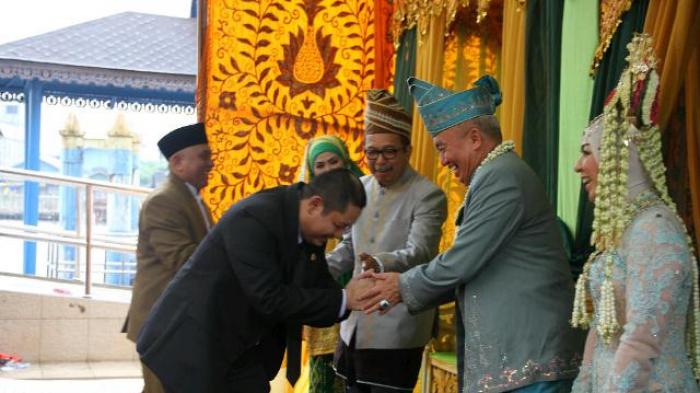 Irwan Memprediksi Muhidin Terpilih Jadi Gubernur